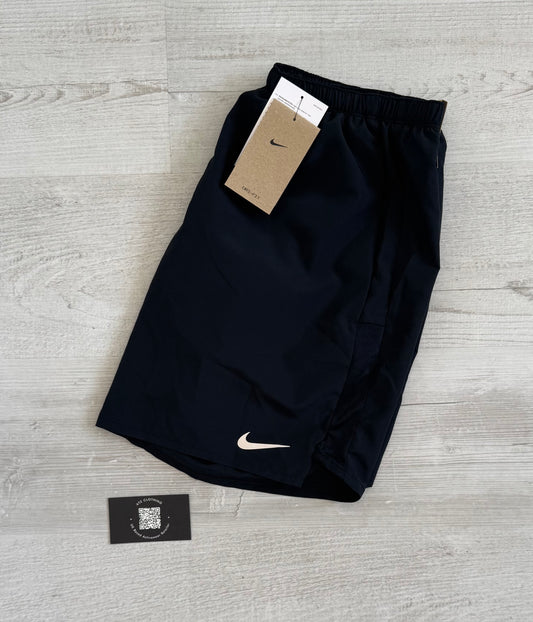Nike 7” Black