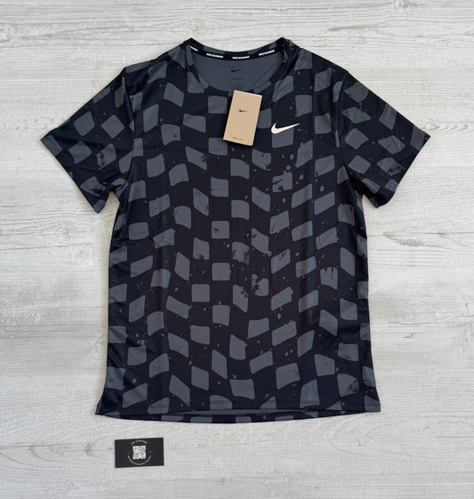 Nike Miler "Anthracite"