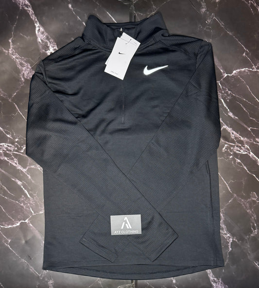 Nike 1/4 Zip “Black”